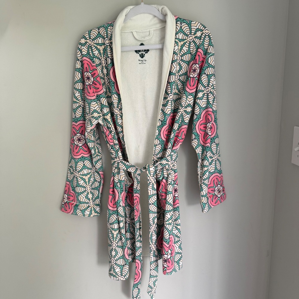 Wrap Up by VP Designer Luxury Short Robe Pink Green Floral Microfiber Lining OS